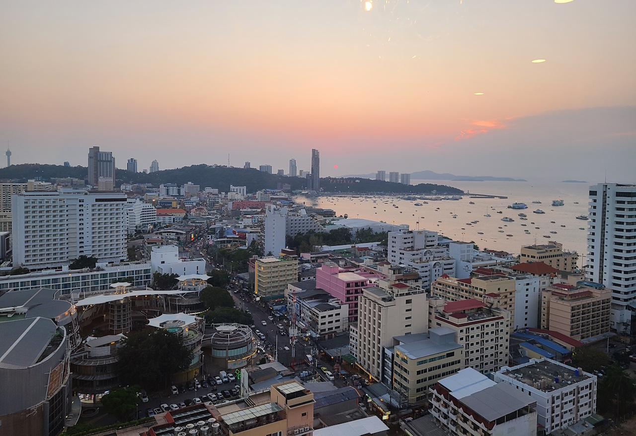 Pattaya beach and skyline